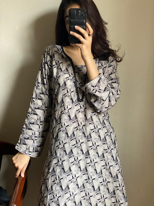 Zyora 2 Piece Stitched