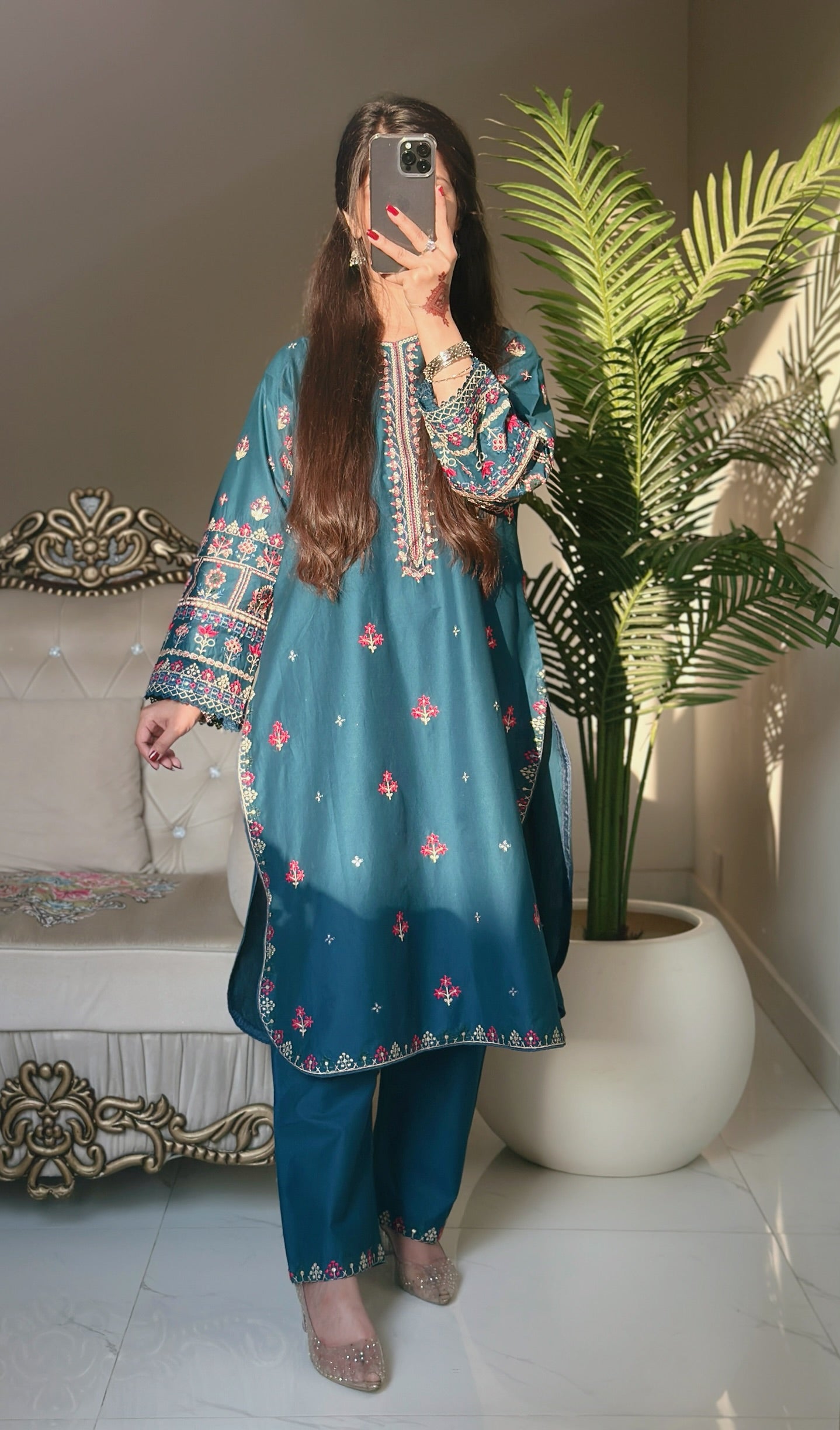Shajjar 2Pc - Embroidered Stitched