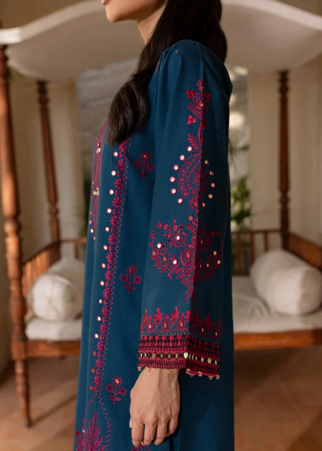 Rangrez 2PC - Embroidered Stitched