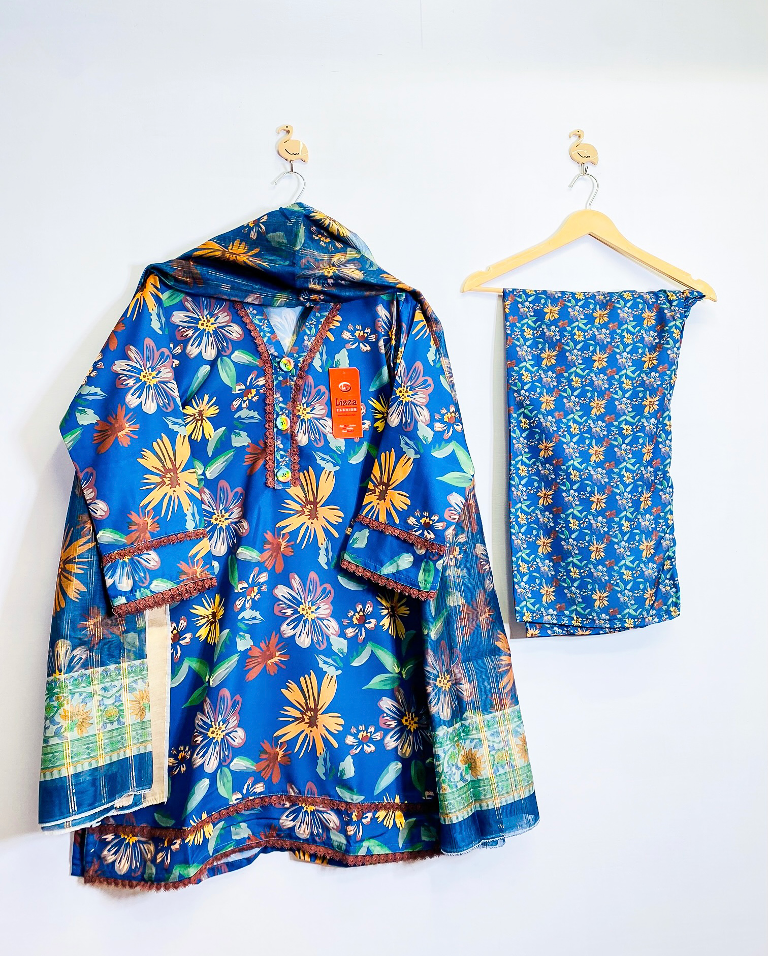 Floryn 3 Piece Stitched