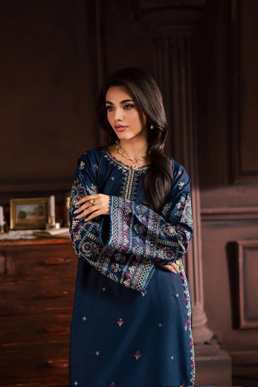 Shajjar 2Pc - Embroidered Stitched
